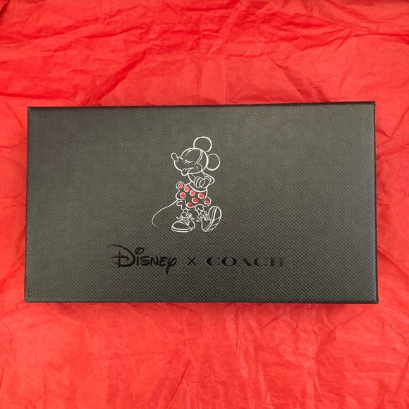 NWT Disney X Coach Minnie Mouse Bag or Key Charm - Picture 4 of 4